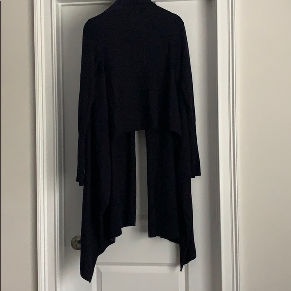 DKNY SWEATER - Picture 8 of 12